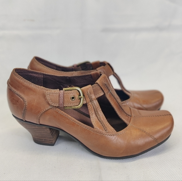 Indigo Shoes - INDIGO Mary Jane T Strap Heels Brown Leather Sz 7.5
